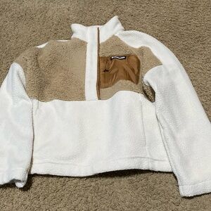 Columbia fluffy pull over fleece jacket